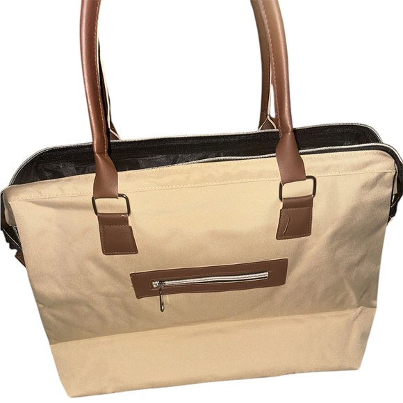 Mommy Bag in Tan Canvas with two organizer bags. Brand new! - Picture 7 of 12